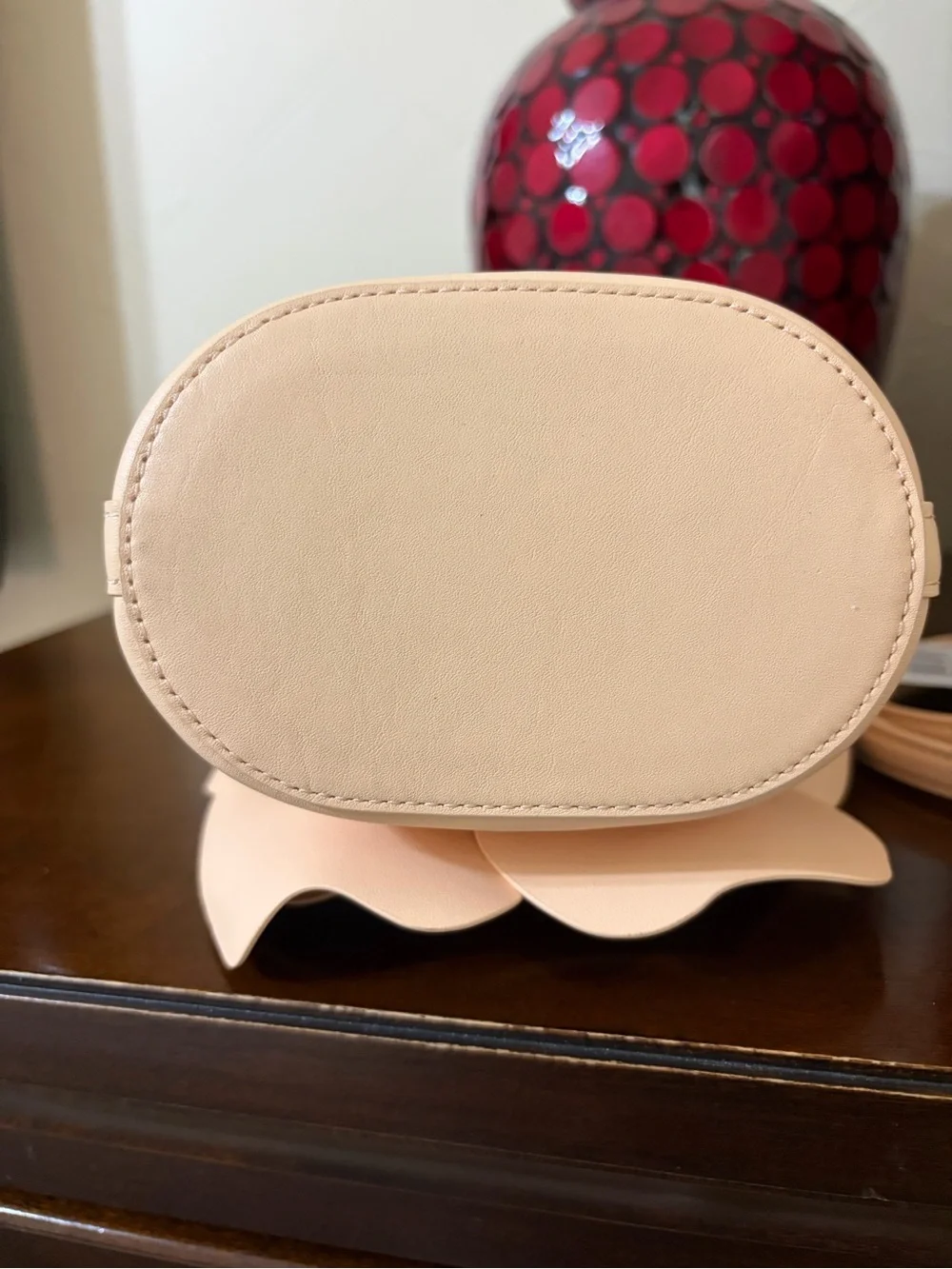 kate spade Flora Bucket Bag in Crisp Peach NWT MSRP $449